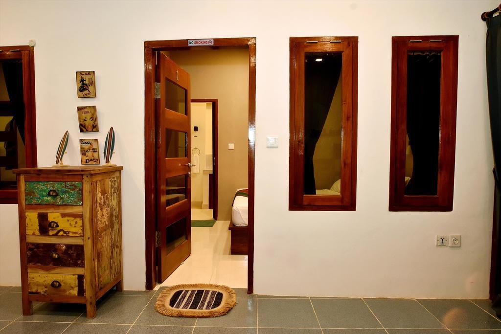Charlies Shack Lombok Appartement Kuta Lombok Buitenkant foto