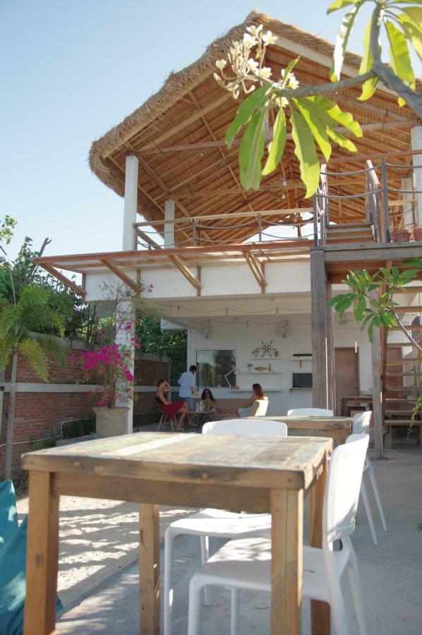 Charlies Shack Lombok Appartement Kuta Lombok Buitenkant foto