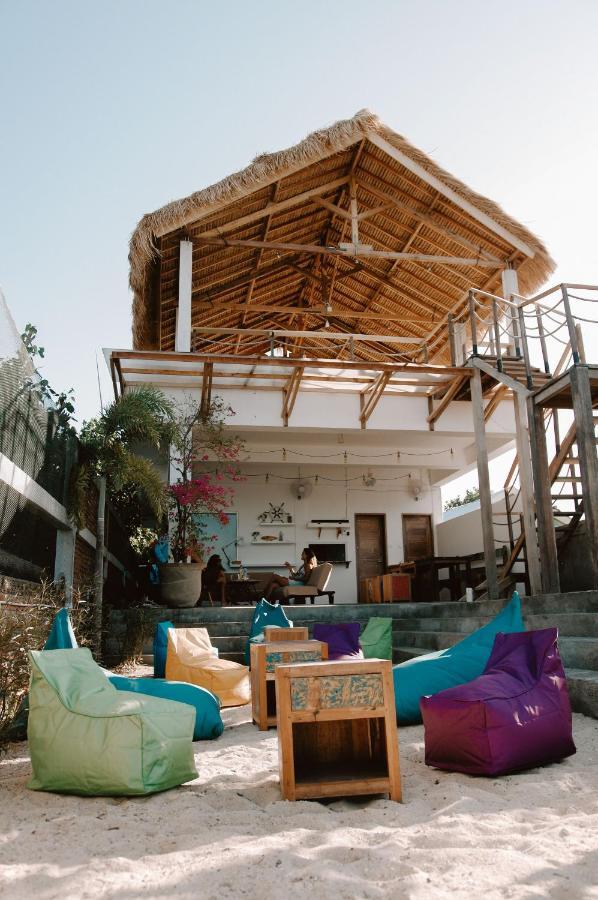 Charlies Shack Lombok Appartement Kuta Lombok Buitenkant foto